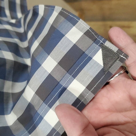 Untuckit grey blue plaid checkered long sleeve shirt - Picture 3 of 6
